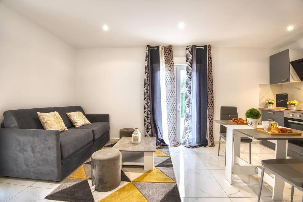 Appt P2 De 1 A 6 Pers A Rognac Apartment Exterior photo