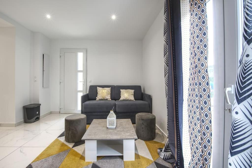 Appt P2 De 1 A 6 Pers A Rognac Apartment Exterior photo